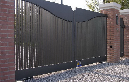 Купить новые ворота Абакан откатные в дзержинском по цене от 82552 руб